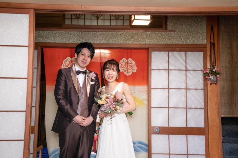 【アットホームフォトウェディング】ご自宅や祖父母様宅で自分スタイルWを応援!嬉しい♪挨拶状テンプレート付プラン