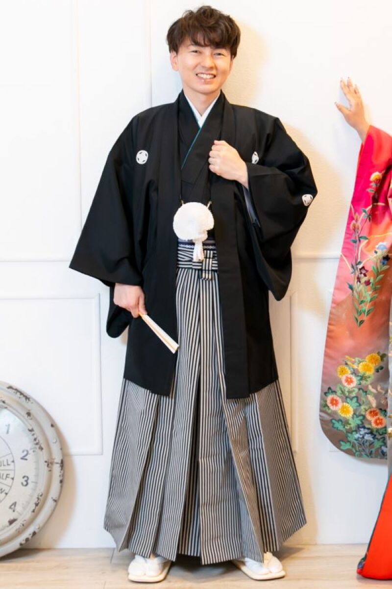 黒紋服