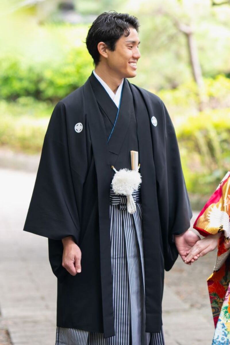 黒紋服