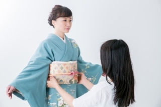 ご家族様衣裳（色留袖）