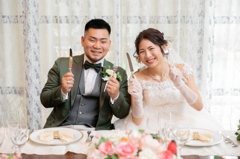 パーティー会場で披露宴!