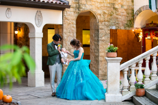 【洋装2着】チャペル＆中庭