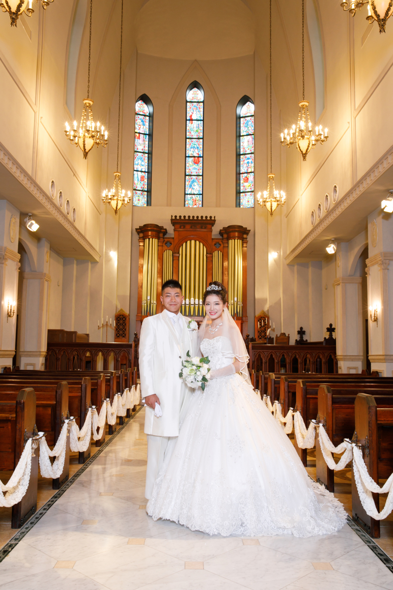 ウェディングドレスへお色直し♡