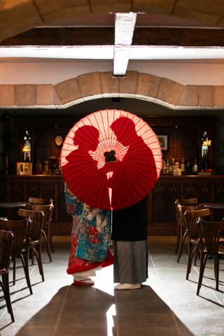 フォトウェディングLucia茅ヶ崎店_和装でモダンな中庭・披露宴会場