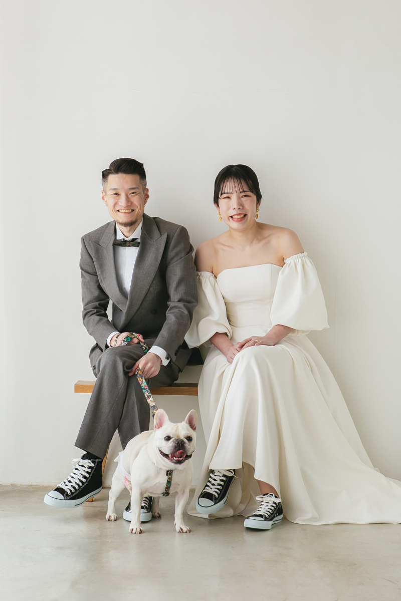 みんなでベンチに。