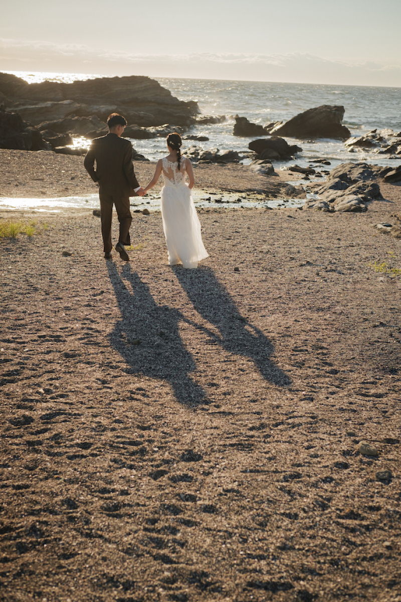 浜辺での後ろ姿