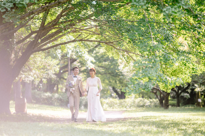 木々の間をゆったりとお散歩