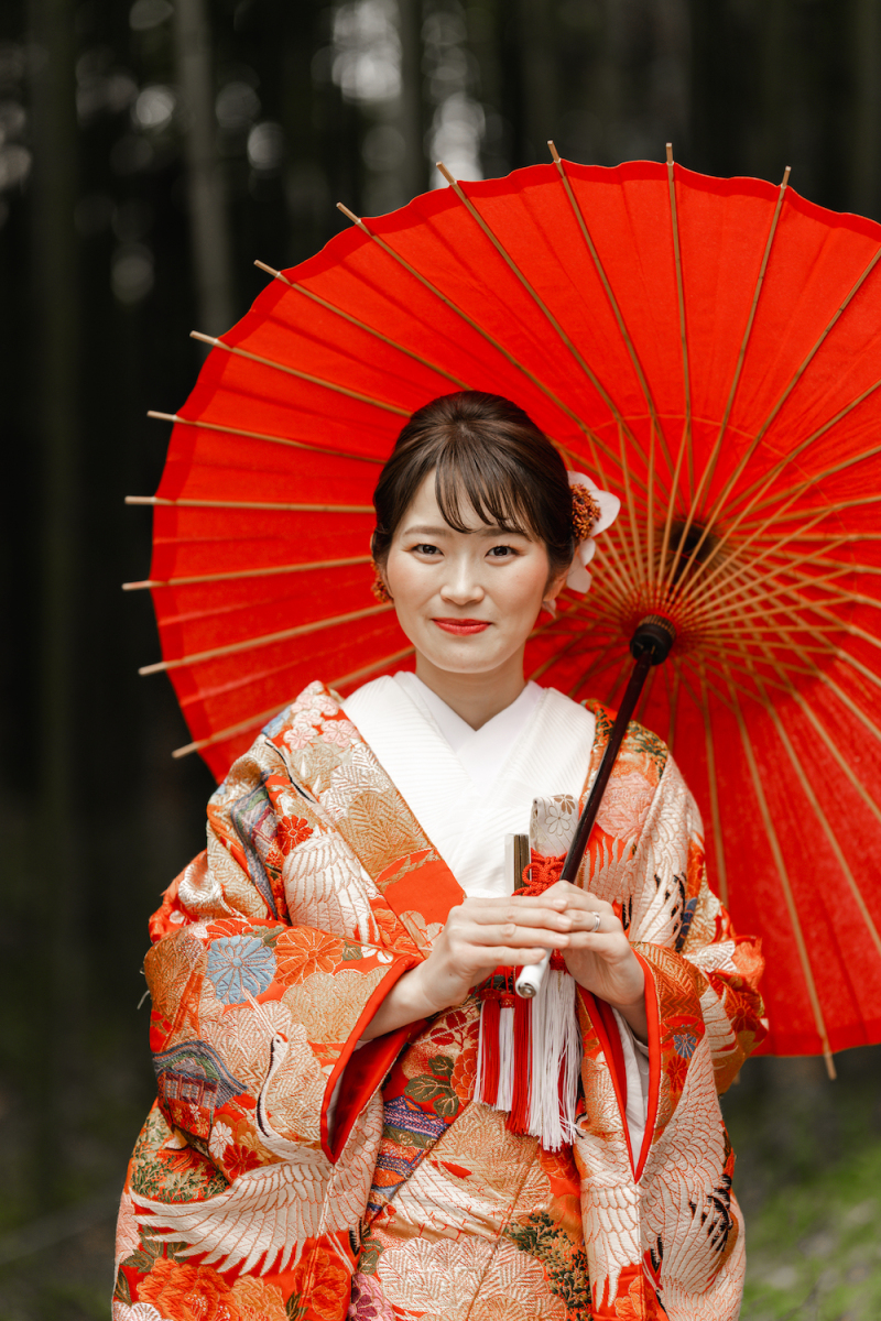 ソロカットは番傘の赤を活かして華やかに!