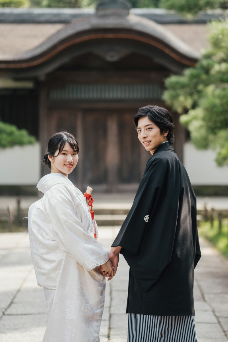 内向きでくるっと振り返る！