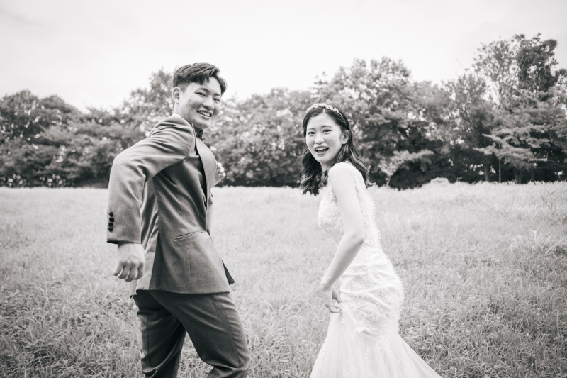 パッと振り返って