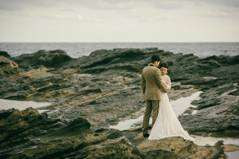 海のそばに移動して