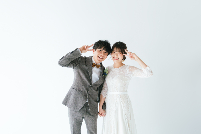 結びはピースで