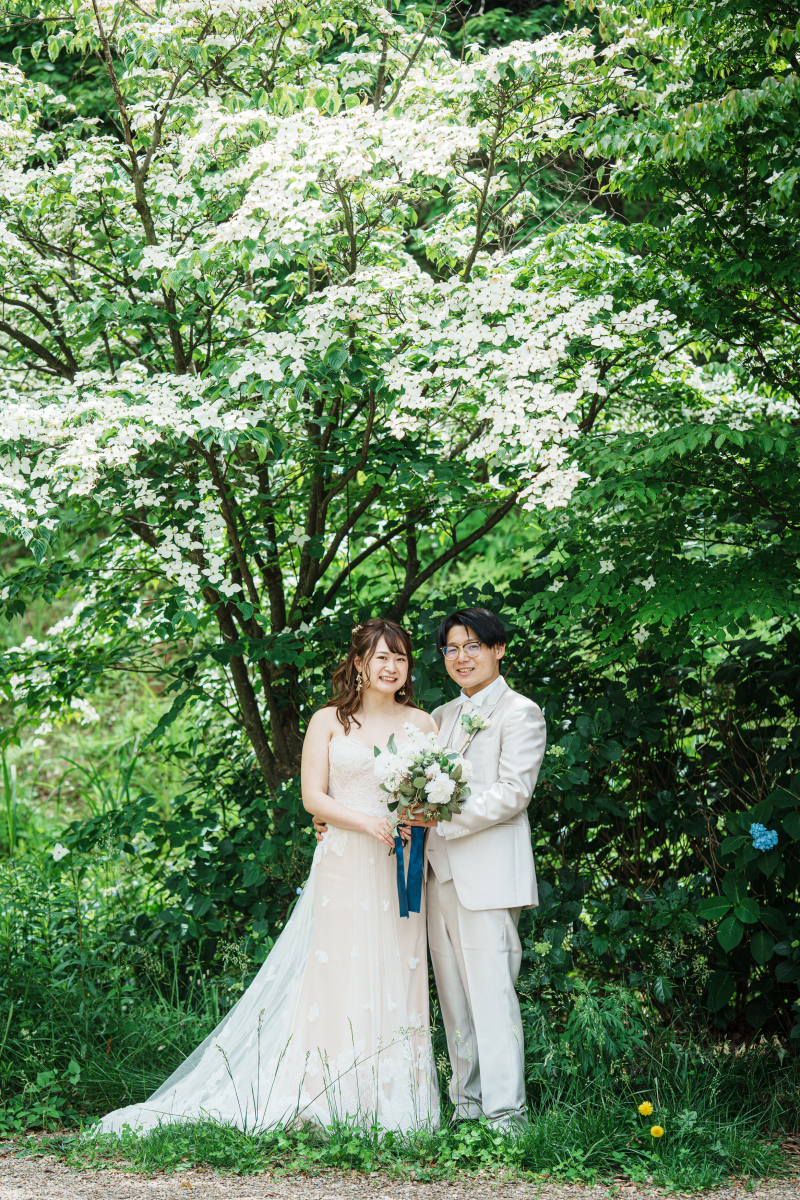 ウェルカムボードにつかえるようなフォーマルポーズ