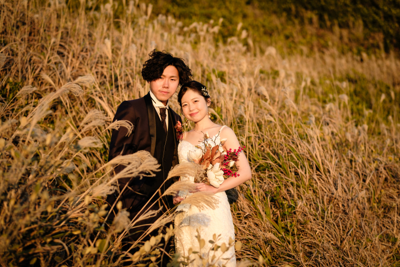 西日をうけながら