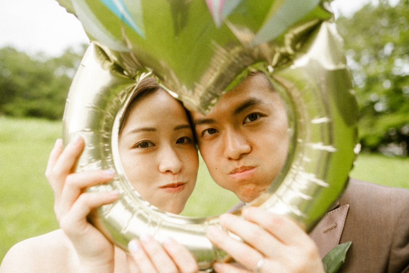 顔をグッと寄せて！