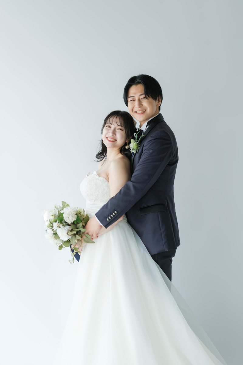 定番のバックハグ