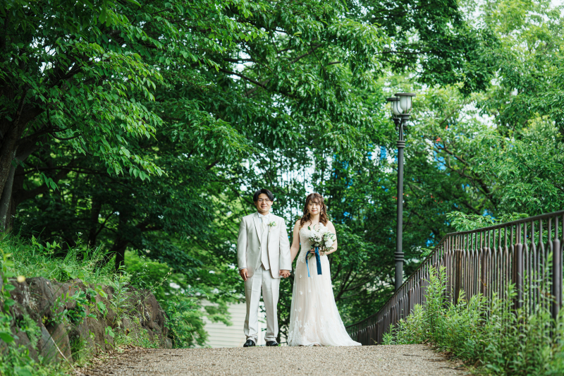 オーソドックスに横並びから