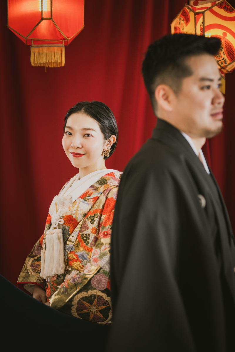 個性的な色打掛でイメージチェンジ。