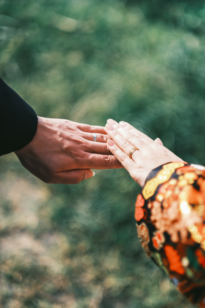 結婚指輪を主役に。