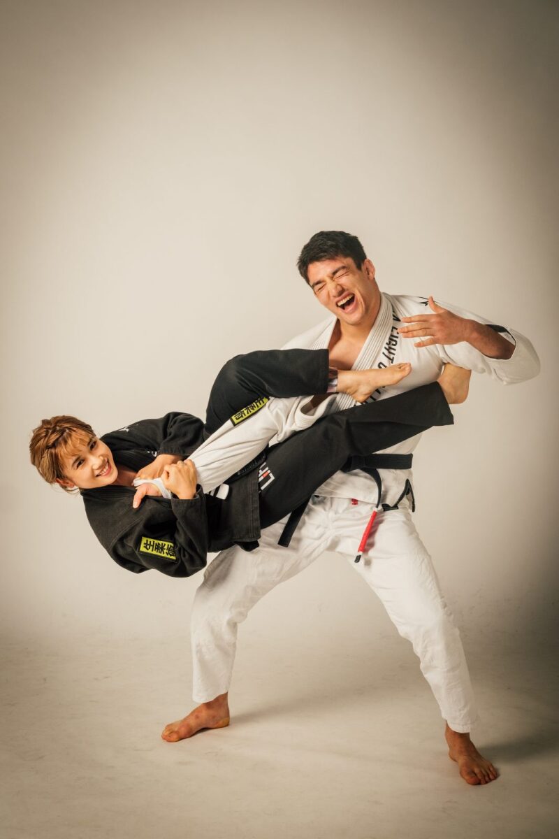 技もかけちゃえー