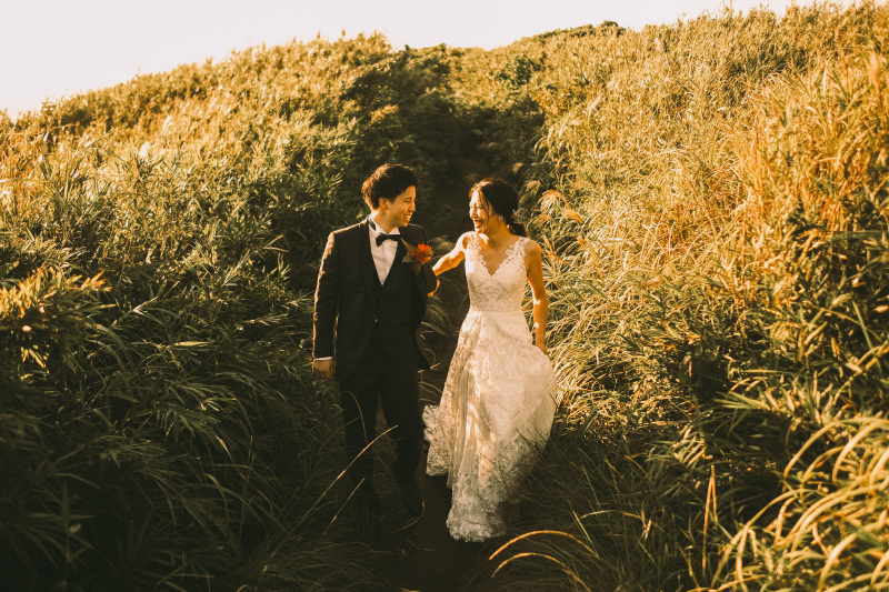 海に続く道では自然に囲まれて