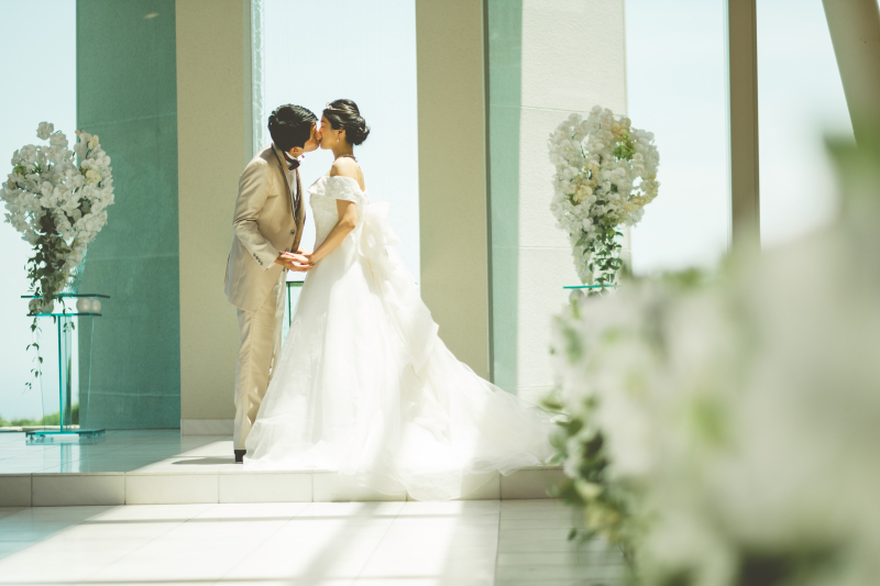 本格式場チャペルで写真だけの結婚式を