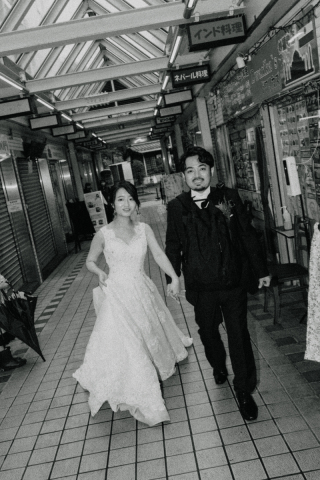 ONELIFE　横浜店_【なれそめ】初めて会った夜、彼女は泣いていた