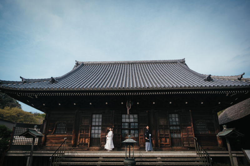【通年】朱塗りの反橋が映える『称名寺』和装ロケーション撮影
