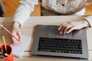 ご自宅でいつでも気軽にオンライン相談