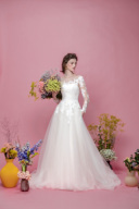 ウエディングドレス　イメージ