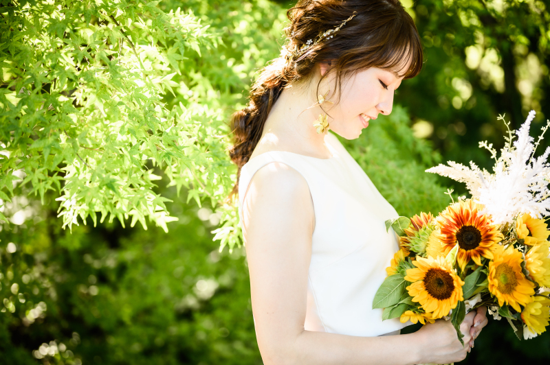 お持ちいただくブーケも、撮影時期にあわせて…