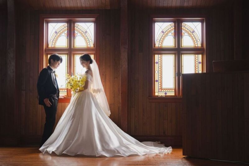 ステンドグラスの光