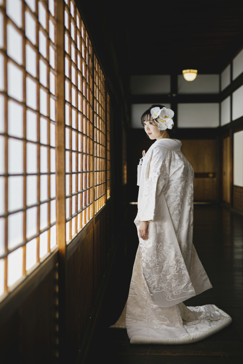 凛と佇む花嫁
