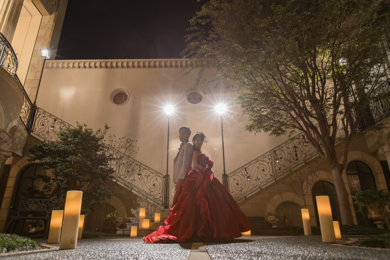 ガーデンにキャンドルを並べて