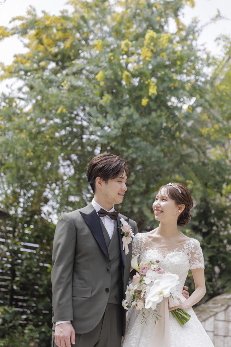 季節の花に囲まれて