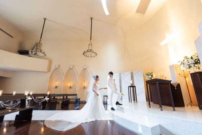 天窓から降り注ぐ光