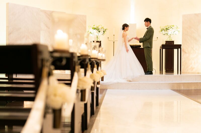 まるで挙式をしているようなスナップも