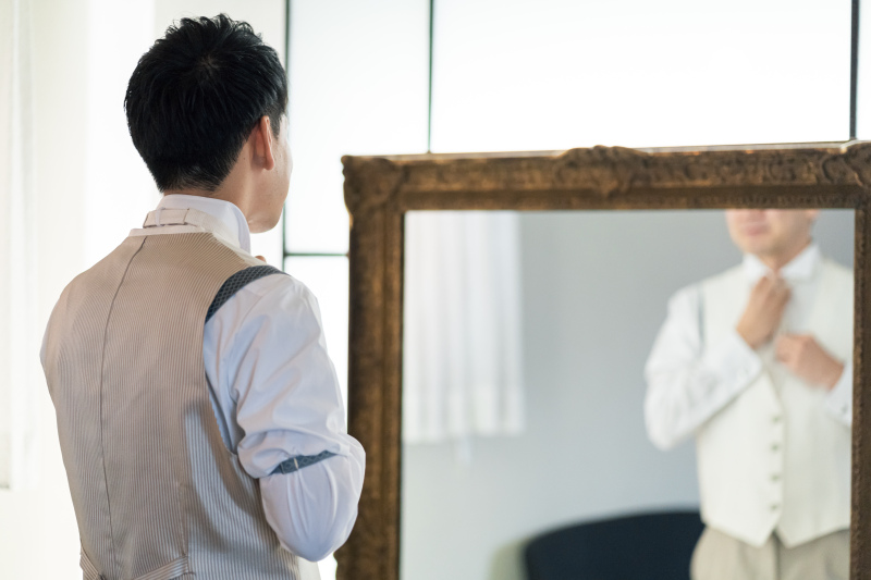 ネクタイを整えて♪