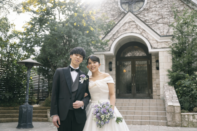 春の花に囲まれた教会＆貸切邸宅フォト