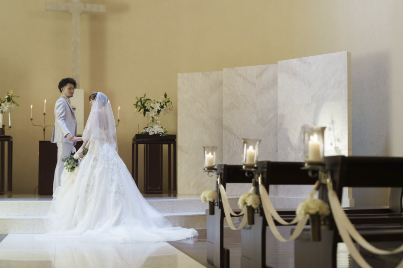 TAKAMIBRIDALの衣裳