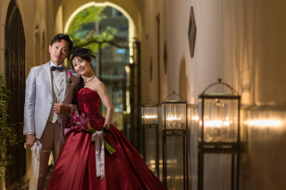 煌めく本格教会で