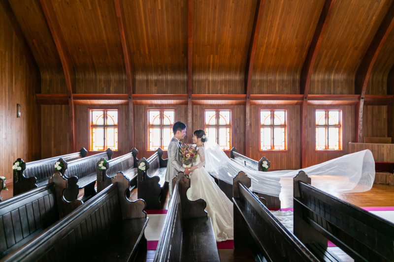 バージンロードを使っての贅沢なお写真