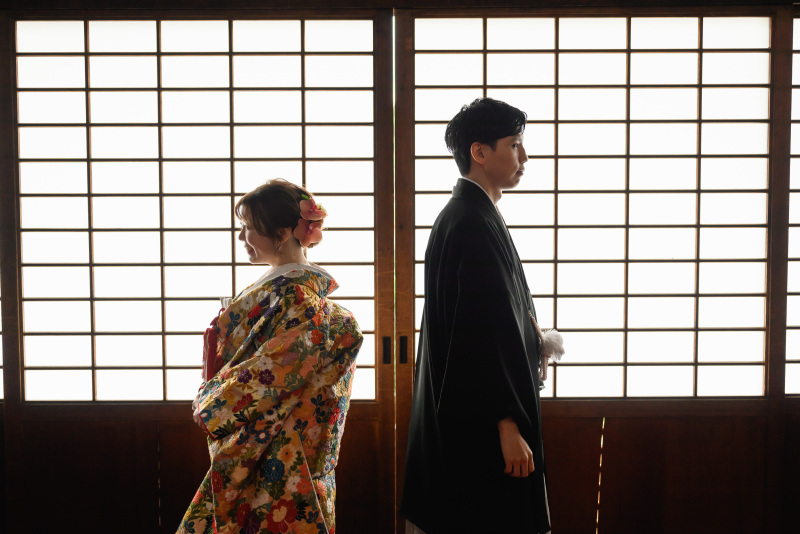 背中合わせショット