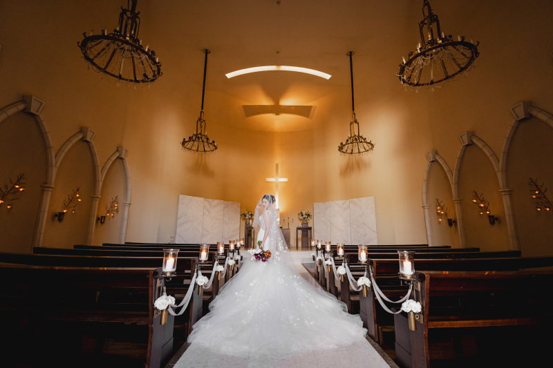 【ドレス選び放題!】TAKAMI BRIDAL オリジナルドレスフリーチョイスプラン 独立型チャペルでの貸切撮影