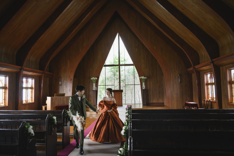 【選べるドレス2着×本格チャペル2か所】フォトプラン*2つのチャペルで贅沢なひと時を*