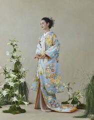 薄縹　花丸熨斗目