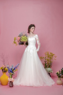 ウエディングドレス　イメージ