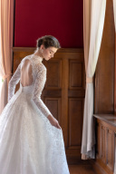 ウエディングドレス　イメージ