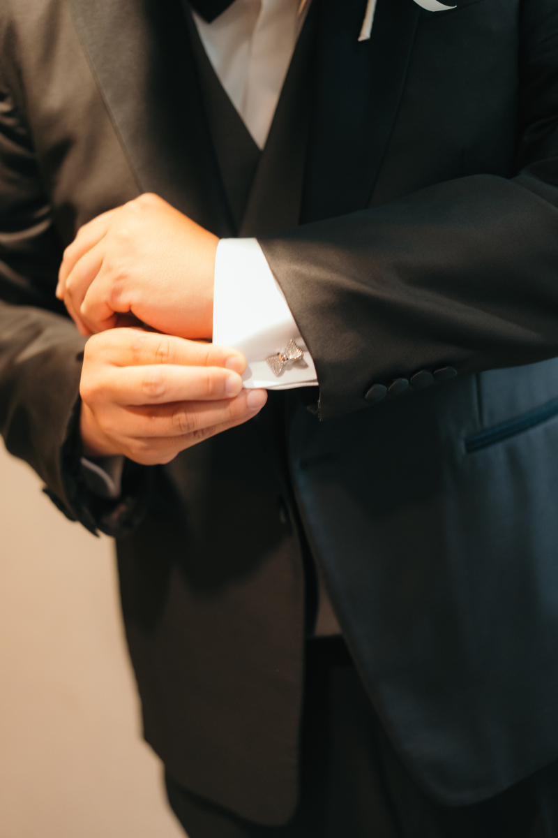 ご新郎様のカフスも