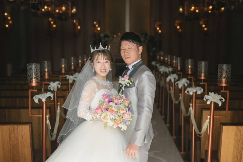 奥行を感じられるチャペル